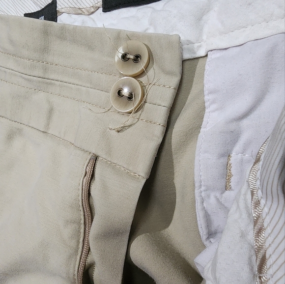 Women's Ana Khaki Capri Size 14 - Picture 3 of 5
